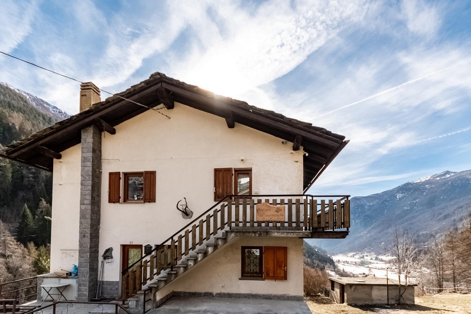 Relax & Sports -Cervinia- Maison Valtournenche Exterior photo